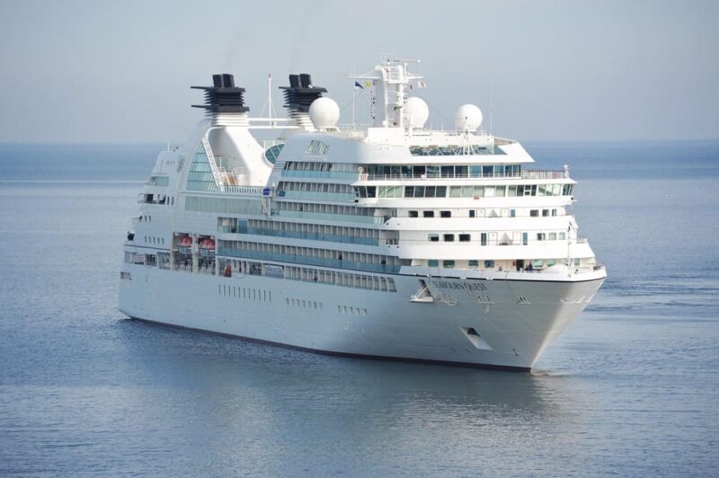 Private Transfer: From Southampton Port to Gatwick Airport. - Pricing and Cancellation