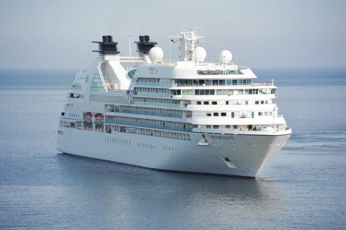 Private Transfer: From Southampton Port to Gatwick Airport. - Contact and Enquiries