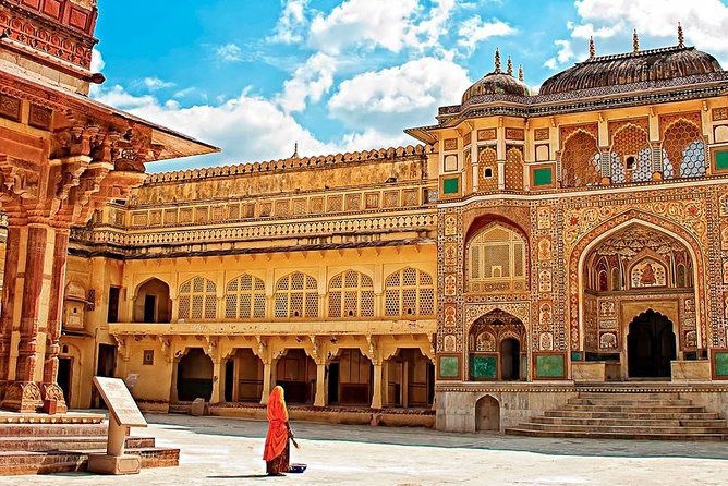 Private Transfer From Srinagar to Sheikh Ul-Alam (Sxr) Airport - Confirmation and Booking