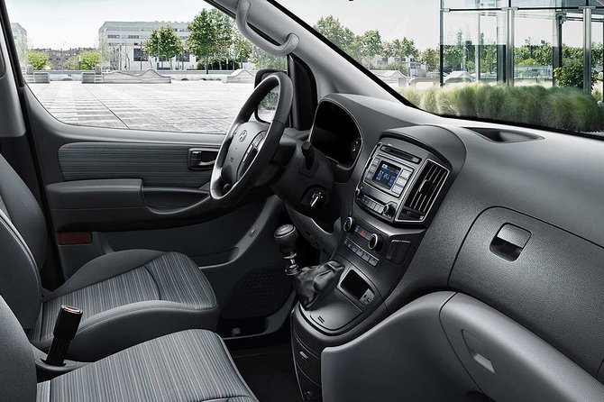 Private Transfer From the Airport to Your Hotel/House . - Accessibility and Participation