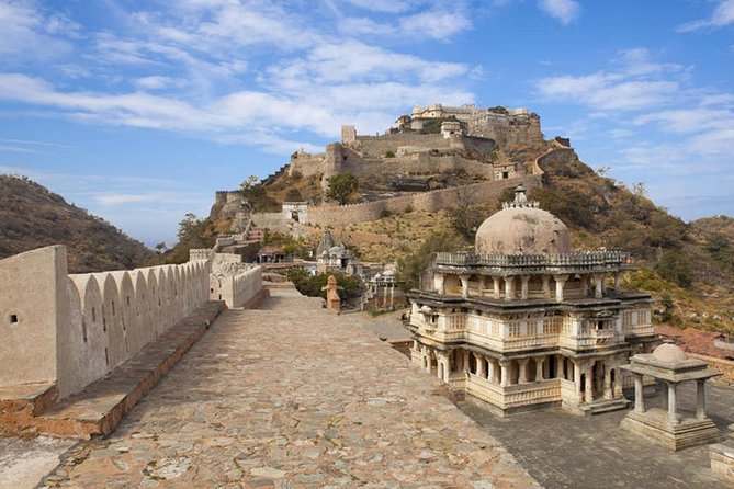 Private Transfer From Udaipur To Jodhpur Via Jain Temple & Kumbhalgarh Fort - Traveler Experiences