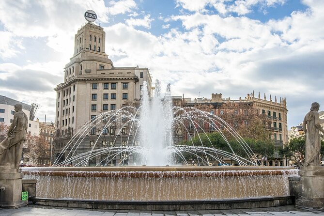 Private Transfer From Valencia to Barcelona With 2-Hour Stop in Tarragona - Pickup and Meeting Details