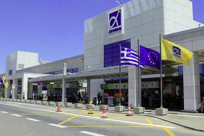 Private Transfer From Varkiza or Vouliagmeni or Glyfada to Athens Airport (Ath) - Vehicle and Amenities