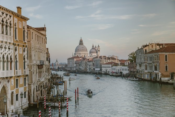 Private Transfer From Venice Airport to Hotel in Venice City Center - Booking the Private Transfer