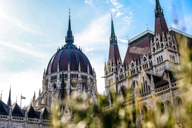 Private Transfer From Venice to Budapest With 2h Sightseeing - Key Points
