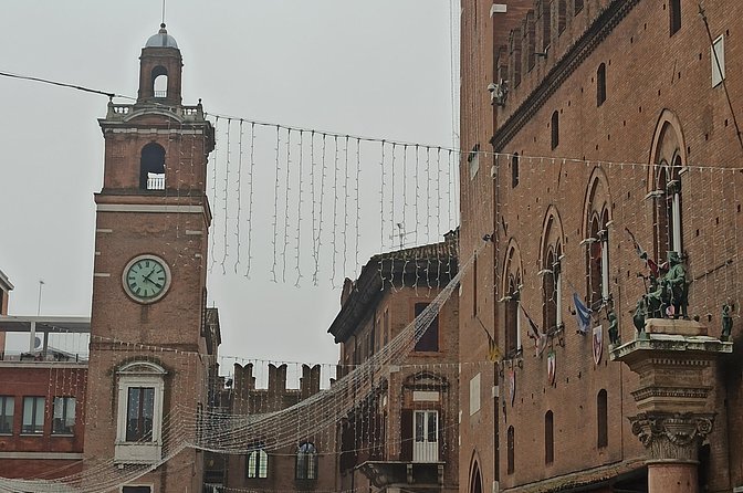 PRIVATE TRANSFER: From Venice to Florence With PRIVATE Chauffeur - Navigating the Access Fee