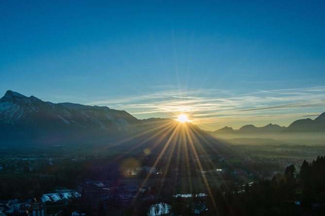 Private Transfer From Vienna to Salzburg With 3h Sightseeing Stop in Hallstatt - Hallstatt Sightseeing