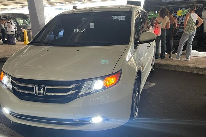 Private Transfer From Willemstad CURacao Hato Airport CUR to Hotels or Ferry - Pickup and Drop-off