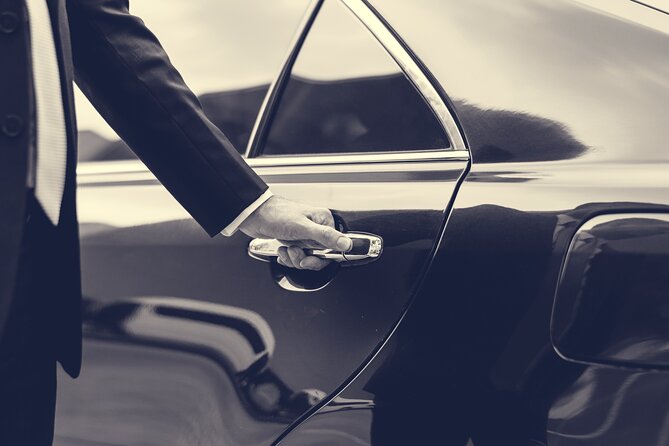 Private Transfer From Woodbridge to Dulles International Airport - Experience Details