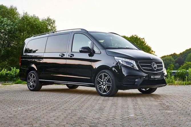 PRIVATE TRANSFER From Zagreb Airport to the PLITVICE LAKES - Key Points