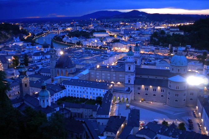 Private Transfer From Zagreb to Munich With 2h of Sightseeing - Accessibility and Accommodations