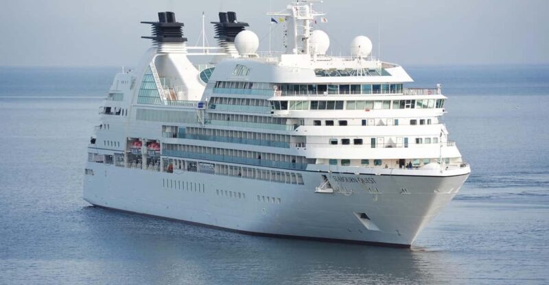 Private Transfer: Heathrow to Southampton Port + London Tour - Tour Highlights