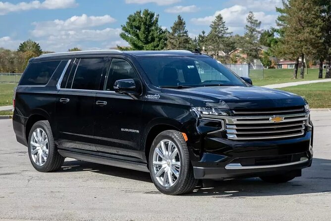 Private Transfer: Honolulu Airport HNL to Honolulu in Luxury SUV - Luxury Vehicle Selection