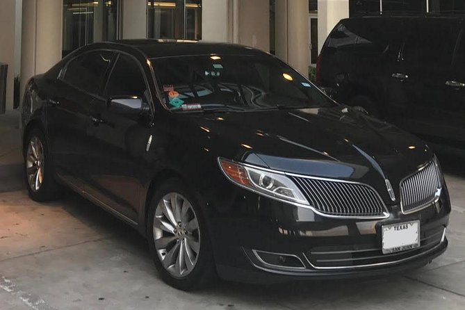 Private Transfer HOUston Airport HOU - IAH to HOUston City by Car - Additional Details
