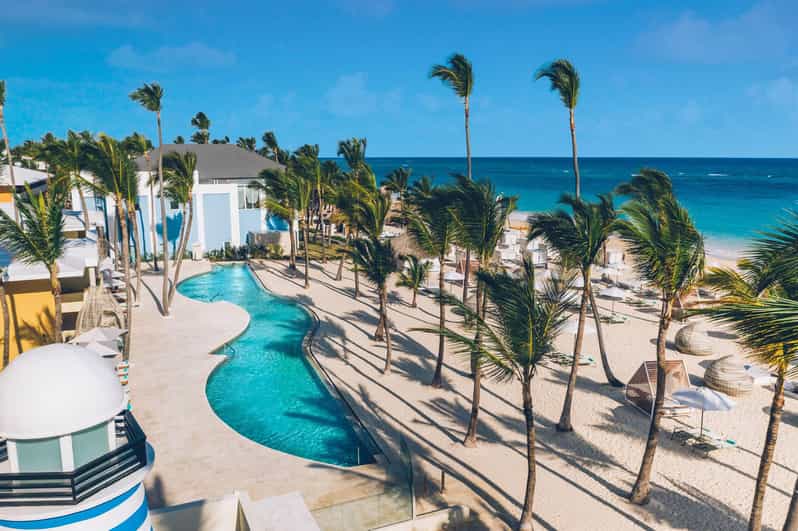 Private Transfer Iberostar Bavaro to Punta Cana Airport - Communication and Support