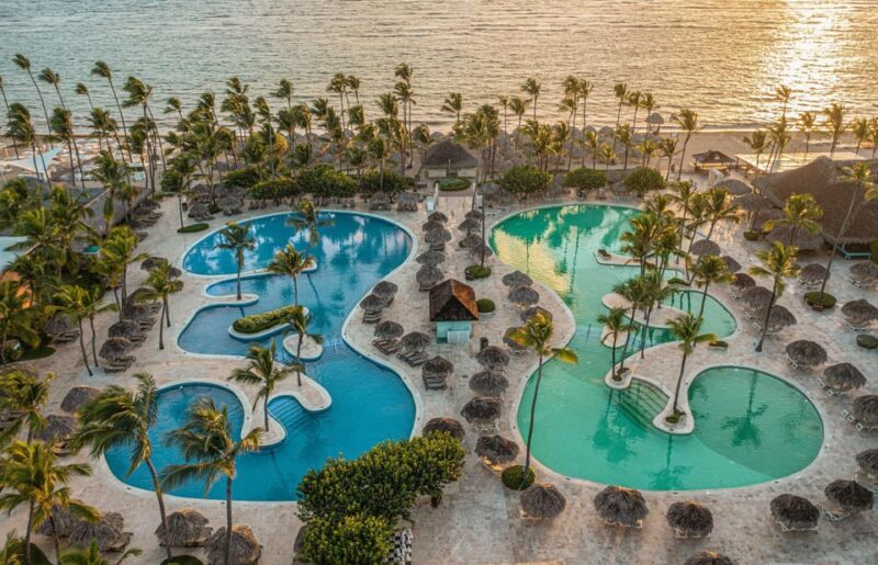 Private Transfer Iberostar Dominicana to Punta Cana Airport - Transportation Features