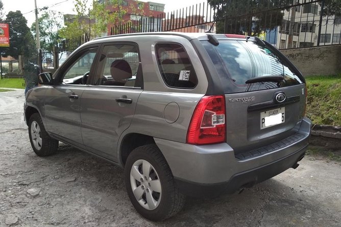 Private Transfer IN or OUT Hotel-Aiport Quito or Aiport-Hotel - Overview and Service Details