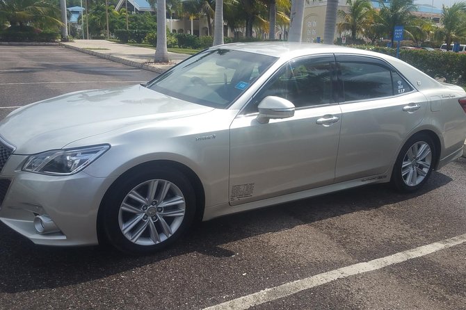 Private Transfer Kingston Airport to Hilton Rose Hall - Airport Transfers
