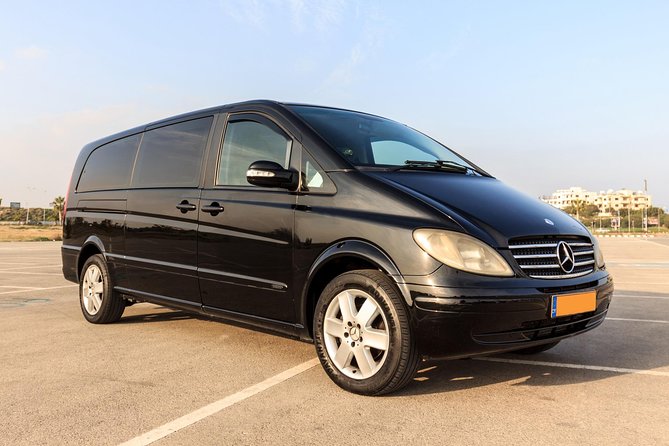 Private Transfer: Larnaca Airport to Larnaca District 1-14 Pax - Accessibility and Requirements