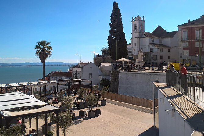 Private Transfer: Lisbon Airport to or From Lisbon Center - Pickup and Drop-off
