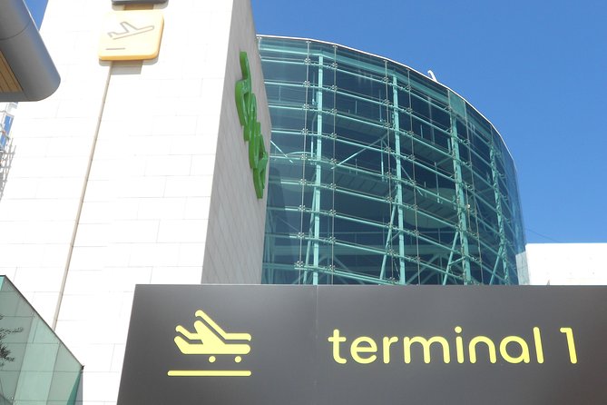 Private Transfer: Lisbon Airport to or From Lisbon Center - Traveler Accessibility