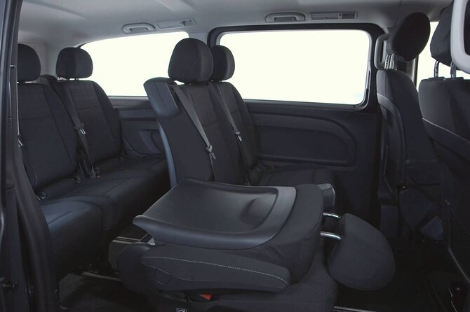 Private Transfer Lisbon & Cascais by Van or Car - Meeting and Pickup