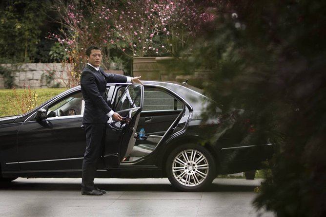 Private Transfer Luxury Service Kuala Lumpur T1/T2 Airport - Contact and Booking