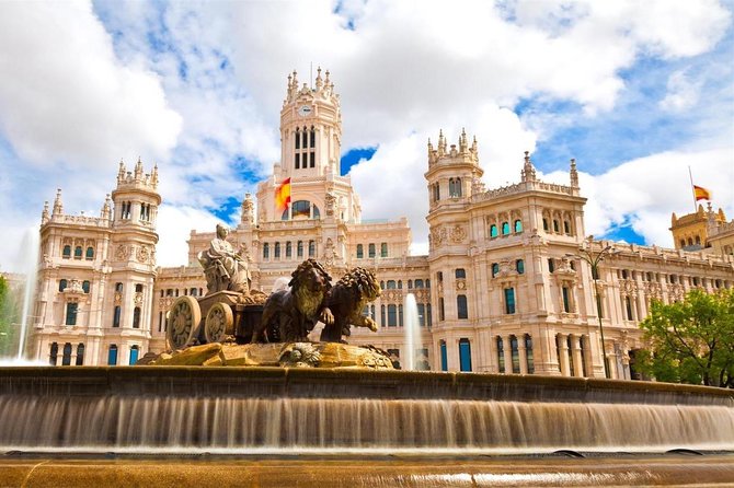 Private Transfer: Madrid to Madrid Airport MAD in Business Car - Operating Hours