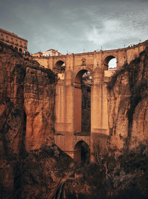 Private Transfer: Málaga to Faro/Lagos - Vehicle and Amenities
