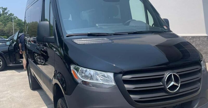 Private Transfer: Newark Airport to Manhattan Up to 12pax - Key Points