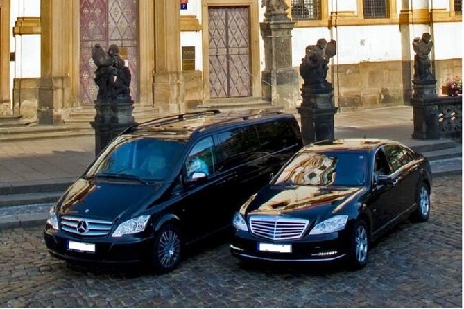 Private Transfer Nice Airport (NCE) to Antibes - Operating Hours