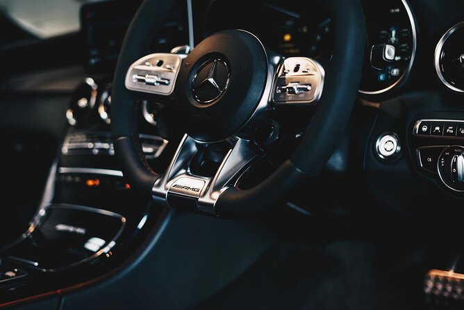 Private Transfer One-Way London City to Heathrow Airport - Frequently Asked Questions