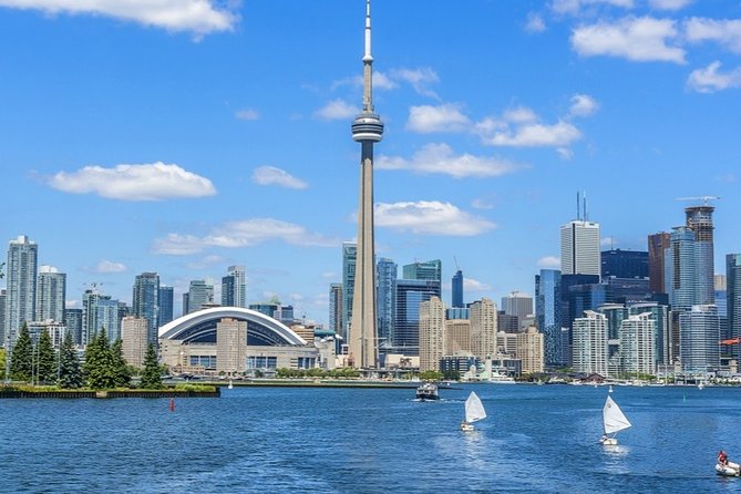 Private Transfer: Pearson Airport YYZ to Toronto in Luxury SUV - Group Exclusivity