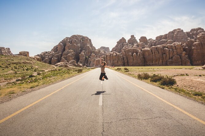 Private Transfer Petra To/From Wadi Rum - Included Amenities