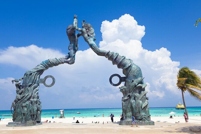 Private Transfer: Playa Del Carmen to Cancun Airport CUN in SUV - Availability and Pricing