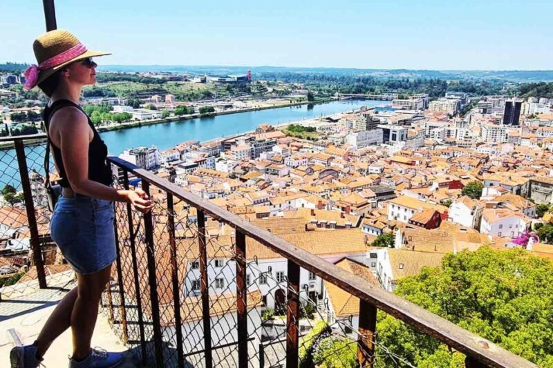 Private Transfer Porto To/From Lisbon + Attractions Stops - Language and Group Size