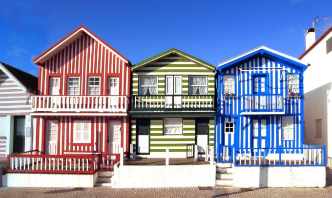 Private Transfer Porto To/From Lisbon + Attractions Stops - Frequently Asked Questions
