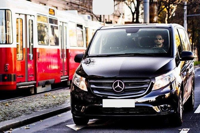 Private Transfer Prague to Salzburg With 2h Stop in Krumlov in a Sanitized Car - Experience in Cesky Krumlov