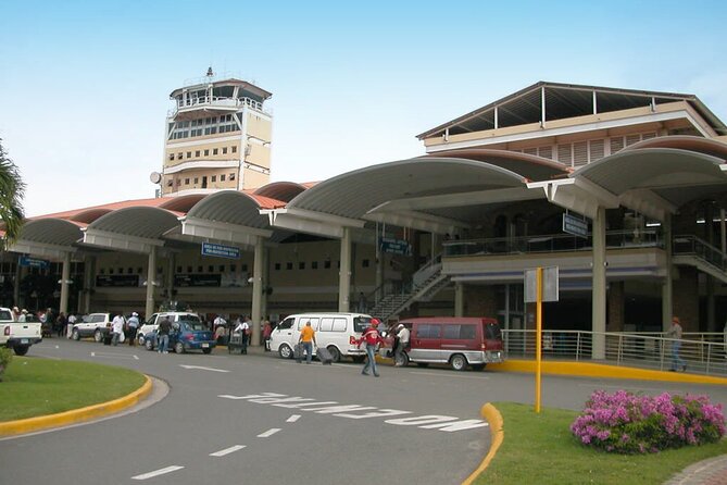 Private Transfer Puerto Plata Airport to Cabarete - Vehicle Features