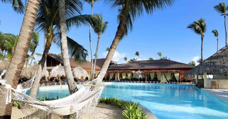 Private Transfer Punta Cana Airport to Grand Palladium PC - Company Background