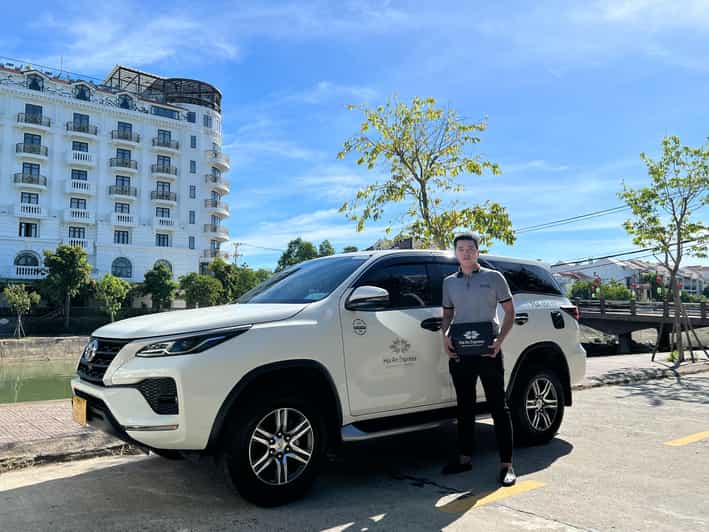 Private Transfer: Rach Gia Airport - Rach Gia City Center - Driver and Customer Service