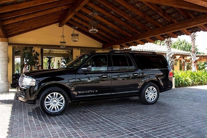 Private Transfer Round Trip Puerto Vallarta Airport to Hotel in Luxury Vehicle - Frequently Asked Questions