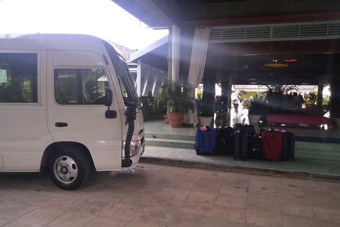 Private Transfer Sangster Airport to Ocho Rios Y Runaway Bay - Cancellation and Flexibility