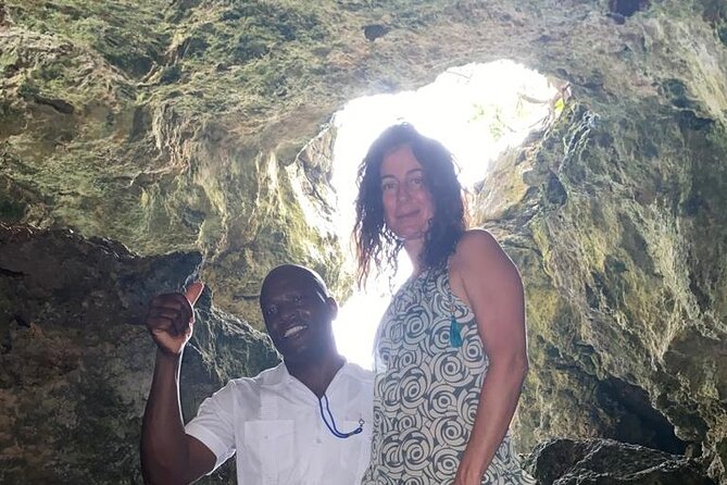 Private Transfer Sangster International Airport (MBJ) to Negril - Schedule and Availability
