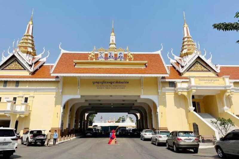 Private Transfer Siem Reap to Poipet Thailand Border - Safety and Convenience
