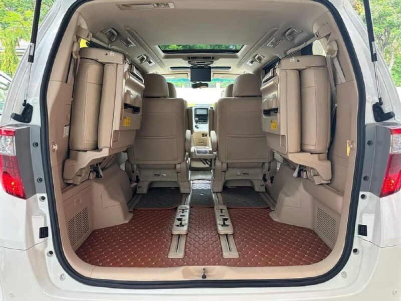 Private Transfer Siem Reap to Poipet Thailand Border - Vehicle Options