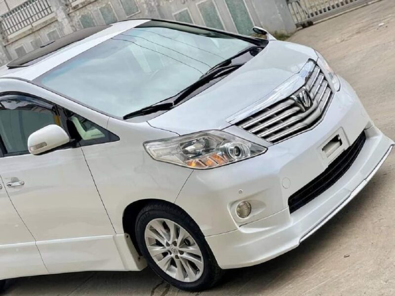Private Transfer Siem Reap to Poipet Thailand Border - Vehicle Options