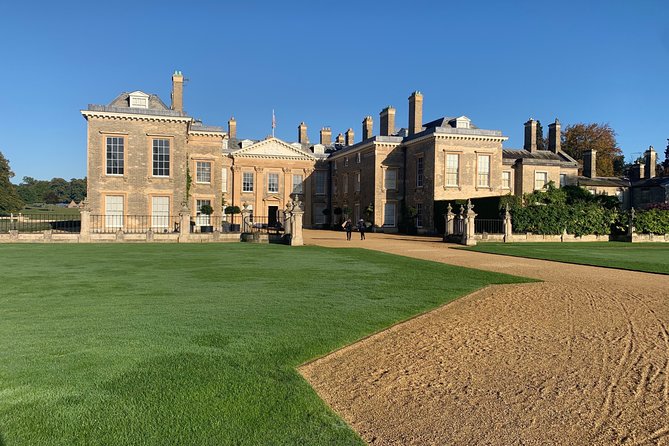 Private Transfer Southampton Cruise Terminal to Heathrow Airport via Stonehenge - Accessibility and Policies