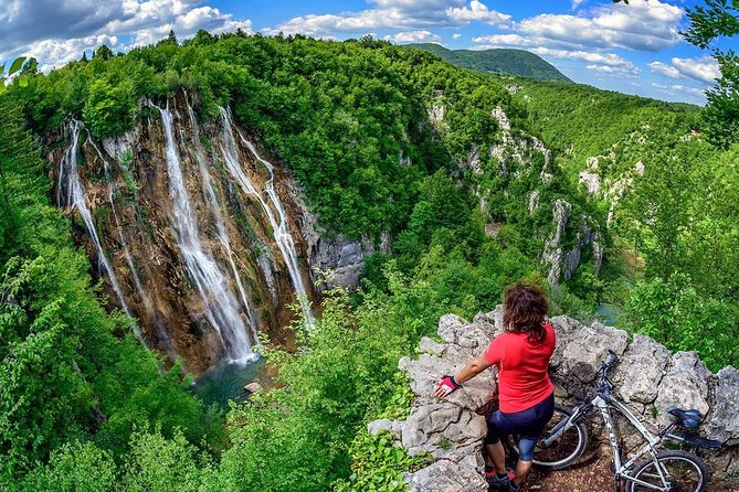 Private Transfer Split - Zagreb With a Stop at Plitvice Lakes National Park - Pickup and Drop-off Details