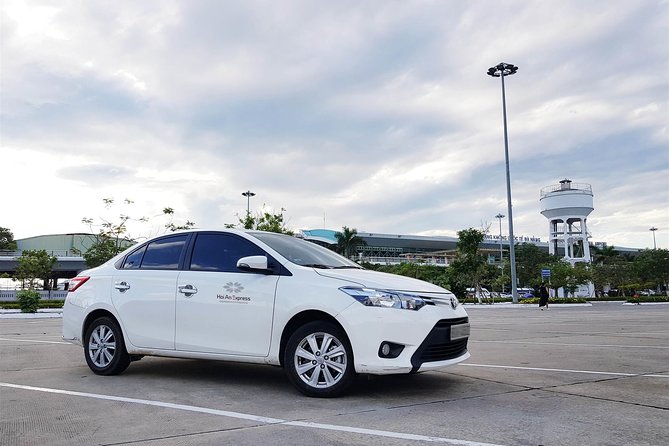 Private Transfer: Tan Son Nhat Airport to Ho Chi Minh City Center - Waiting Time and Accessibility